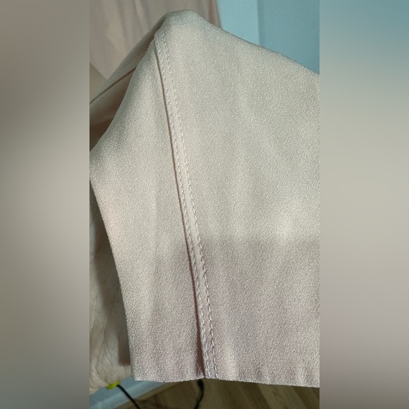 NWT Marni Pale Peach Crew Neck Blouse High Low Hem Cut Out Cuff IT 38 (US 2) - Picture 10 of 16